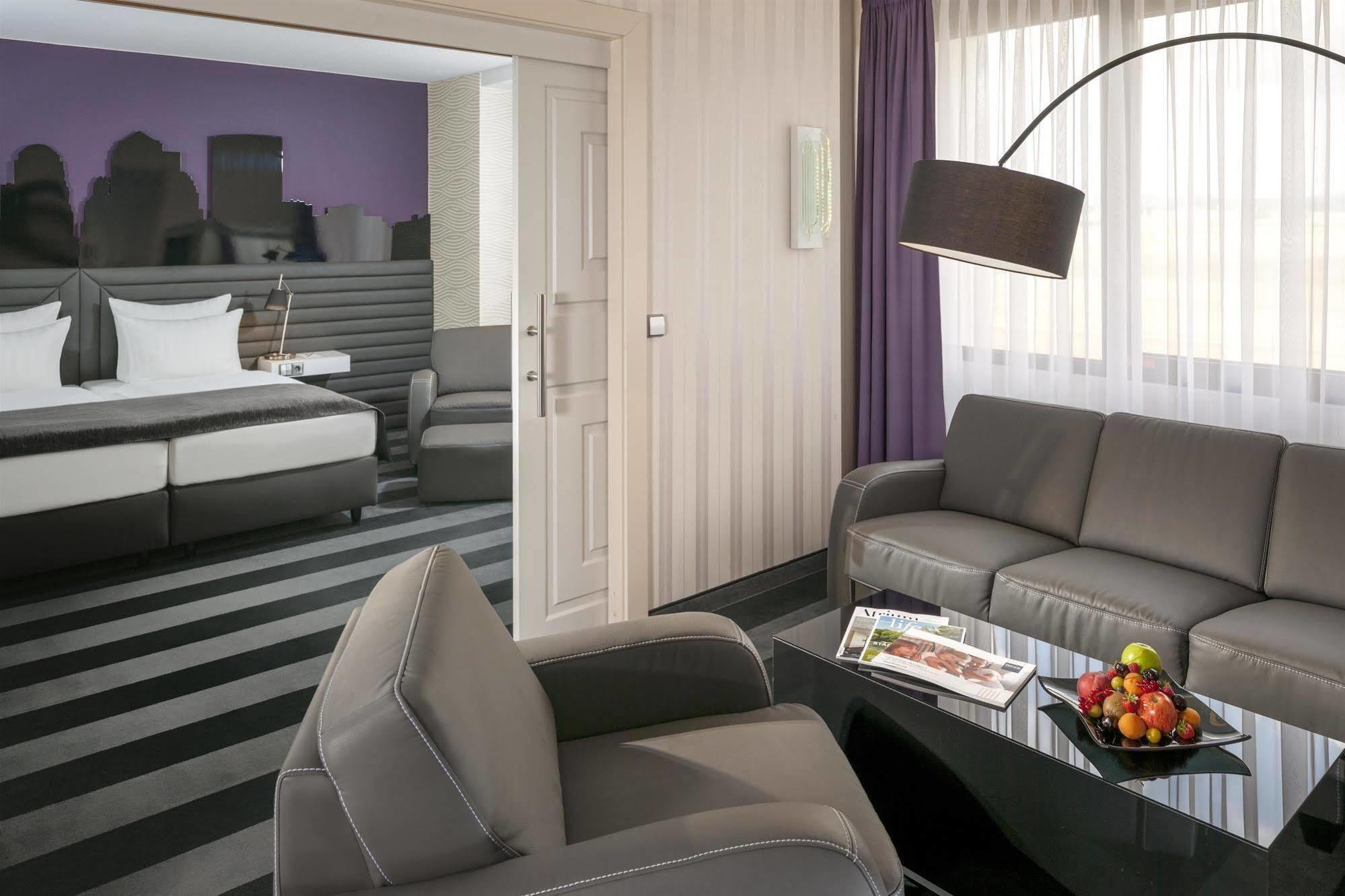 فندق فندق دورينت ماين تاونوس زنتروم فرانكفورت سولزباك المظهر الخارجي الصورة